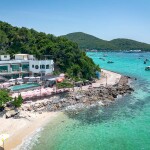 Ennkai Beach Front Resort (เอนกาย บีชฟรอนท์ รีสอร์ท เกาะล้าน) ห้อง Deluxe 2 ท่าน เกาะล้าน
