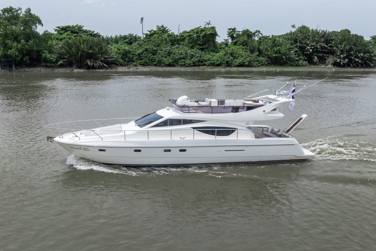 เรือยอร์ชส่วนตัวล่องแม่น้ำเจ้าพระยา : Ferretti Yacht 460 (Flow Happy) : กรุงเทพ