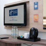แพ็คเกจภูเก็ต 3 วัน 2 คืน พักที่ Holiday Inn Express Phuket Patong Beach Central + เดย์ทริปพีพี + อ่าวมาหยา + เกาะไข่ + ปิเละ + รถเช่า 48 ชม.