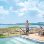Kaengkrachan Boathouse Paradise Resort (แก่งกระจาน โบ๊ทเฮ้าส์ พาราไดซ์ รีสอร์ท) ห้อง Deluxe Lake View 2 ท่าน แก่งกระจาน
