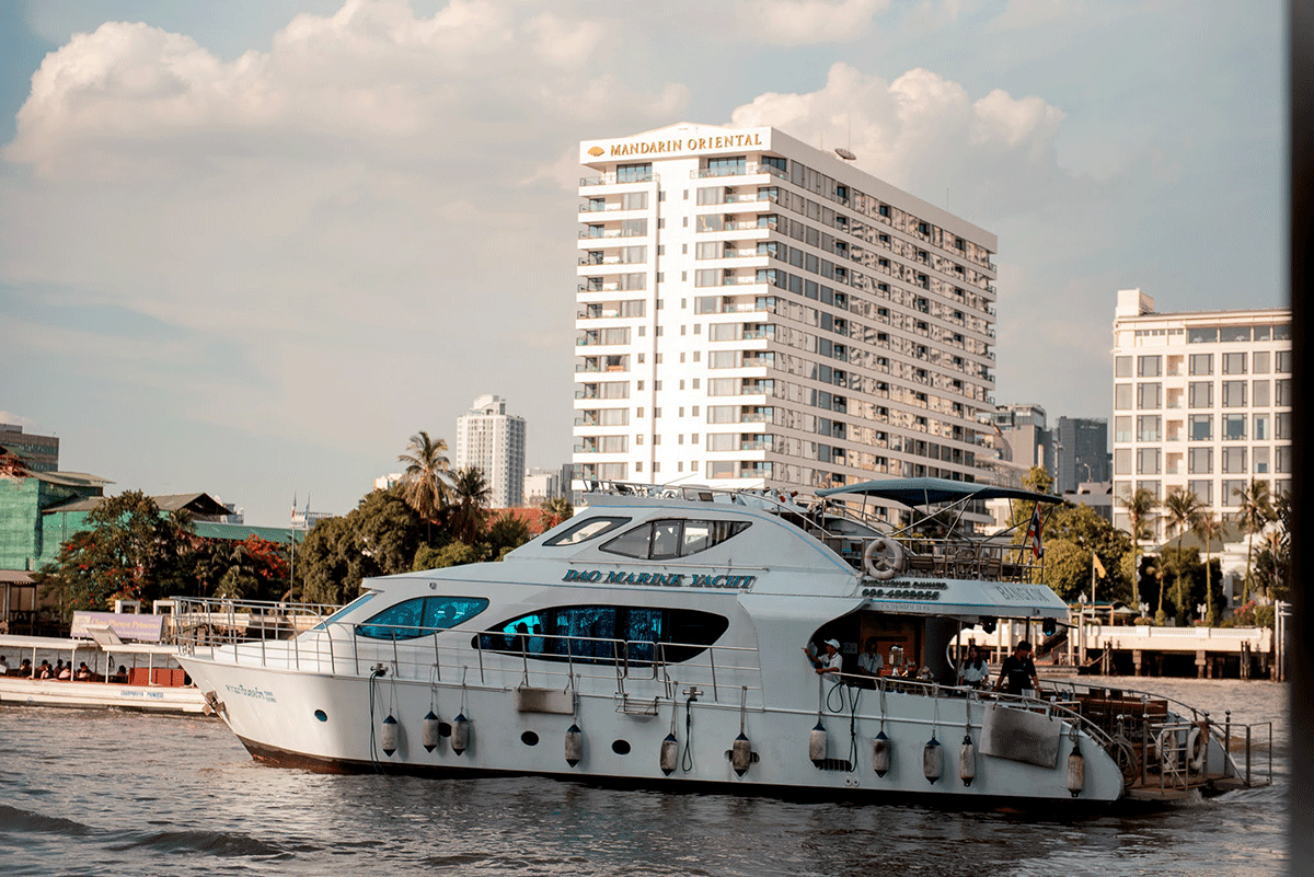 เช่าเรือยอร์ช เหมาลำส่วนตัว รับประทานอาหาร ล่องแม่น้ำเจ้าพระยา 2 ชม : Dao Marine Bangkok (10-40 ท่าน)