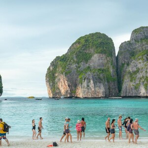 เรือสปีดโบ้ท One Day Trip (จอย) : ทัวร์เกาะพีพี + ชมพระอาทิตย์ตก 4 เกาะ+ บุฟเฟต์อาหารกลางวัน, กระบี่