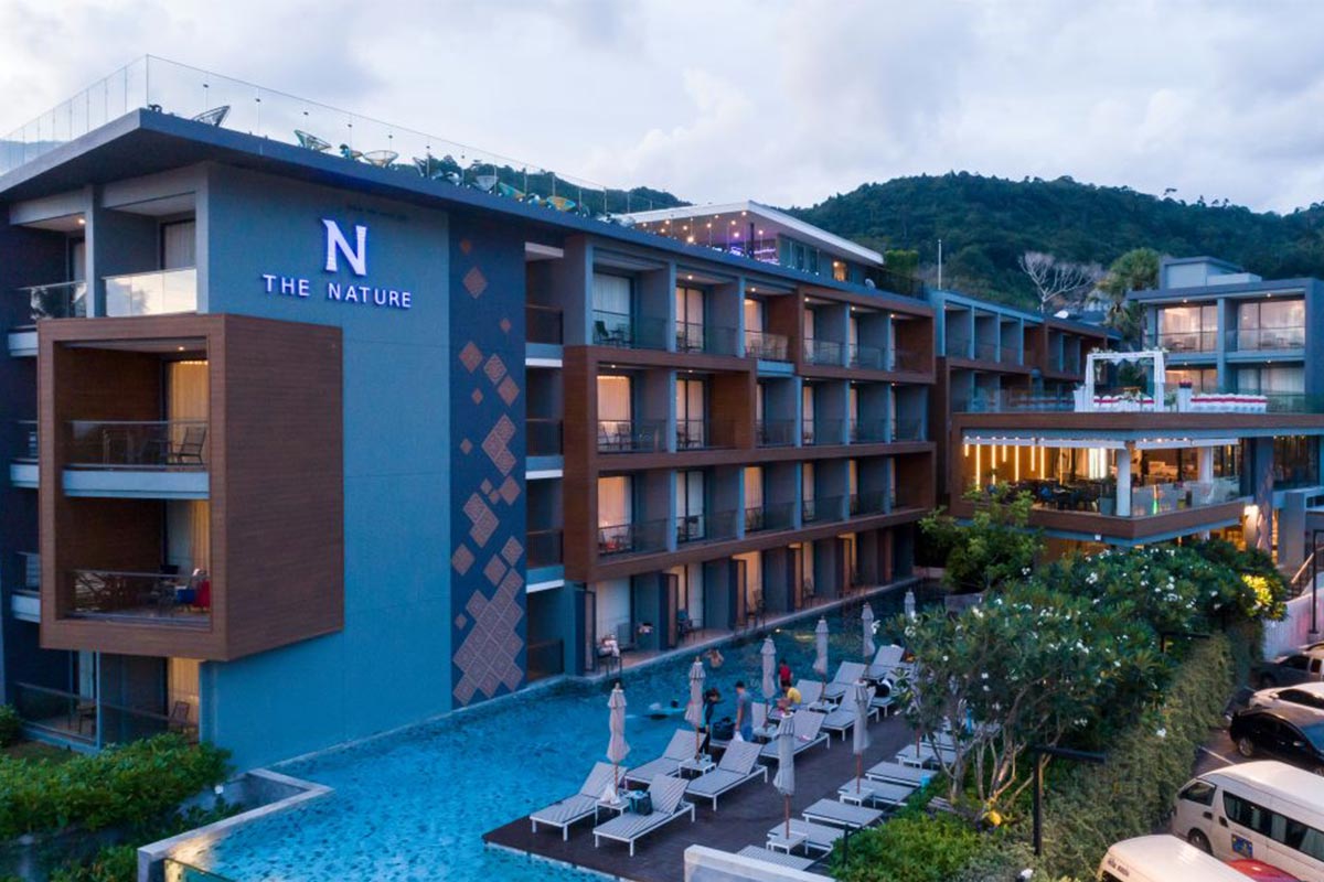 แพ็คเกจภูเก็ต 3 วัน 2 คืน พักที่ THE NATURE PHUKET +ทริปเกาะเฮ ชมพระอาทิตย์ตก โดยเรือยอร์ชคาตามาลัน+เช่ารถ48 ชม.