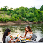 Mida Resort Kanchanaburi (ไมด้า รีสอร์ท กาญจนบุรี) ห้อง Deluxe 2 ท่าน กาญจนบุรี