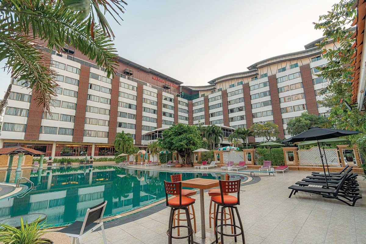 Mountain Beach Resort Pattaya (เมาท์เทน บีช รีสอร์ท พัทยา) ห้อง Superior 2 ท่าน, พัทยา