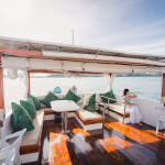 ล่องเรือไม้สุดหรู เที่ยว 3 เกาะ พัทยา เกาะล้าน-เกาะครก-เกาะสาก ครึ่งวัน