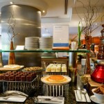 บุฟเฟต์ Friday Dinner or Sunday Brunch BBQ Buffet ที่ ห้องอาหารเดอะสแควร์ โรงแรมโนโวเทล กรุงเทพ บางนา, 2 ท่าน