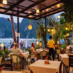 ล่องเรือ Luxury Speed Catanaran ภูเก็ต · ดำน้ำเกาะพีพี เกาะไข่ เกาะไผ่ อ่าวมาหยา ชมพระอาทิตย์ตกเกาะไม้ท่อน · จอยทัวร์