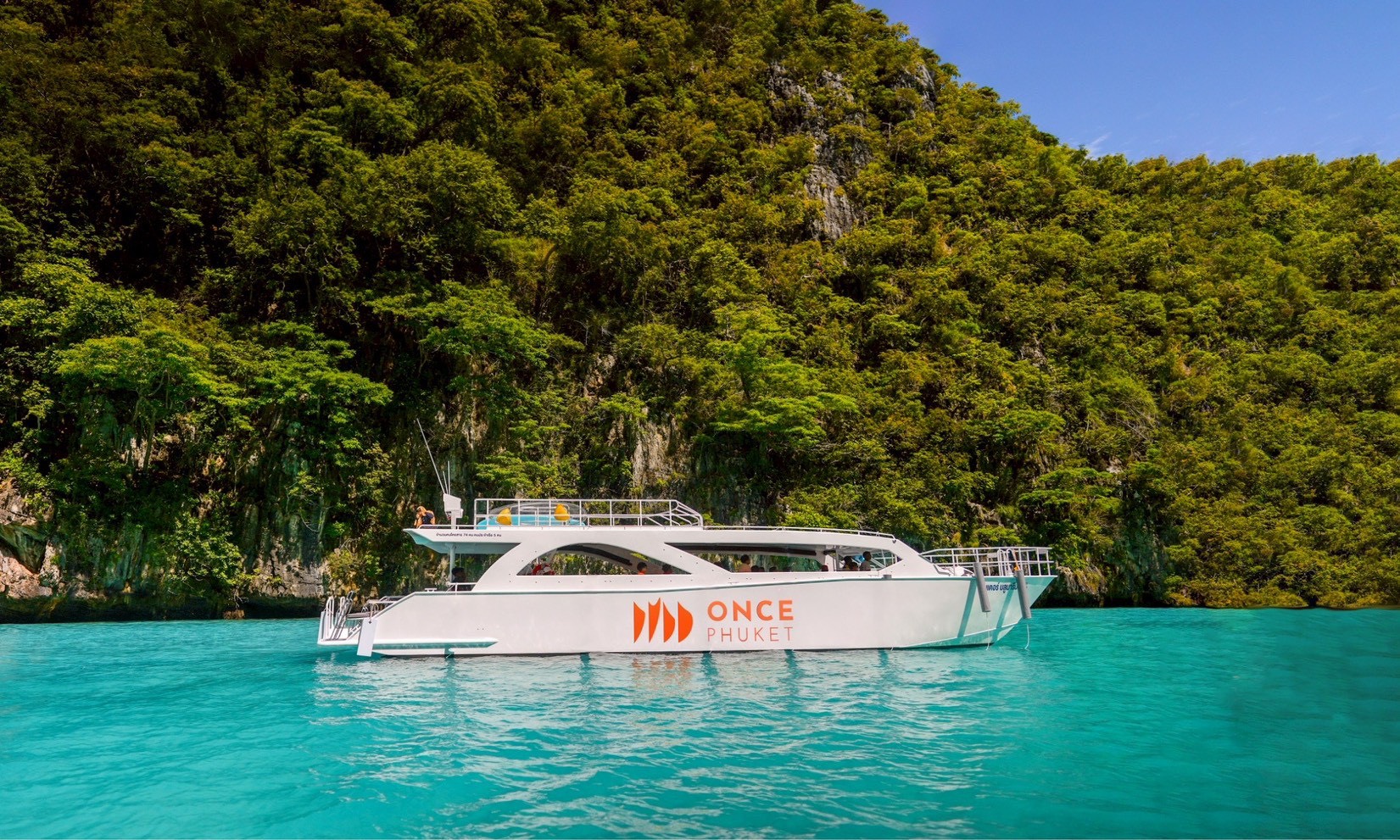เรือสปีดคาตามารัน One Day Trip ทัวร์ หมู่เกาะสิมิลัน + อาหาร 3 มื้อ + รถรับ-ส่ง