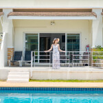 Oriental Beach Pearl Resort (โอเรียนทอล บีช เพิร์ล รีสอร์ต) ห้อง โลตัสทาวน์เฮาส์ 2 ท่าน ,ปราณบุรี