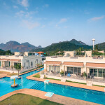 Oriental Beach Pearl Resort (โอเรียนทอล บีช เพิร์ล รีสอร์ต) ห้อง โลตัสทาวน์เฮาส์ 2 ท่าน ,ปราณบุรี