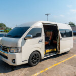 One Day Trip : ดำน้ำชมปลาการ์ตูน ถ่ายรูปใต้น้ำ แสมสาร + อาหารกลางวัน + รถรับส่งจากกรุงเทพ-พัทยา-แสมสาร