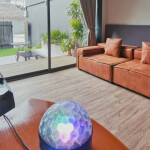 พูลวิลล่าพัทยา : V3 DOJO POOL VILLA DARK POOL 2 ห้องนอน เริ่ม 4 ท่าน