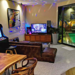 พูลวิลล่าพัทยา : V1 DOJO POOL VILLA TIKI LOUNGE 4 ห้องนอน เริ่ม 12 ท่าน