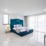 พูลวิลล่าพัทยา : Double Fun Pool villa สำหรับ 20 ท่าน