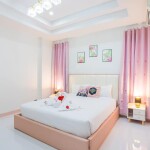 พูลวิลล่าพัทยา : Fun Beach Pool Villa สำหรับ 15 ท่าน