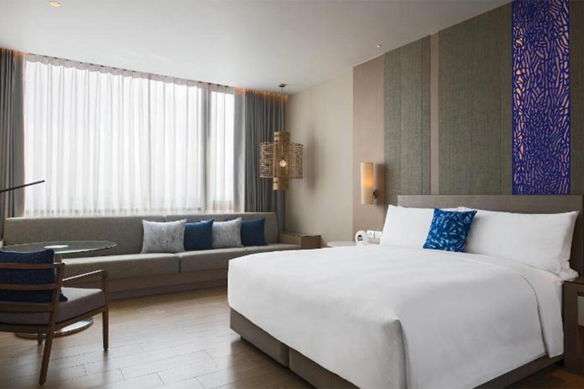 Renaissance Pattaya Resort and Spa (เรเนซองส์ พัทยา รีสอร์ท แอนด์ สปา) ห้อง Guest Room 2 ท่าน พัทยา