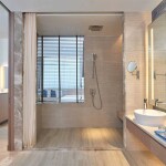 Renaissance Pattaya Resort and Spa (เรเนซองส์ พัทยา รีสอร์ท แอนด์ สปา) ห้อง Guest room 2 ท่าน พัทยา