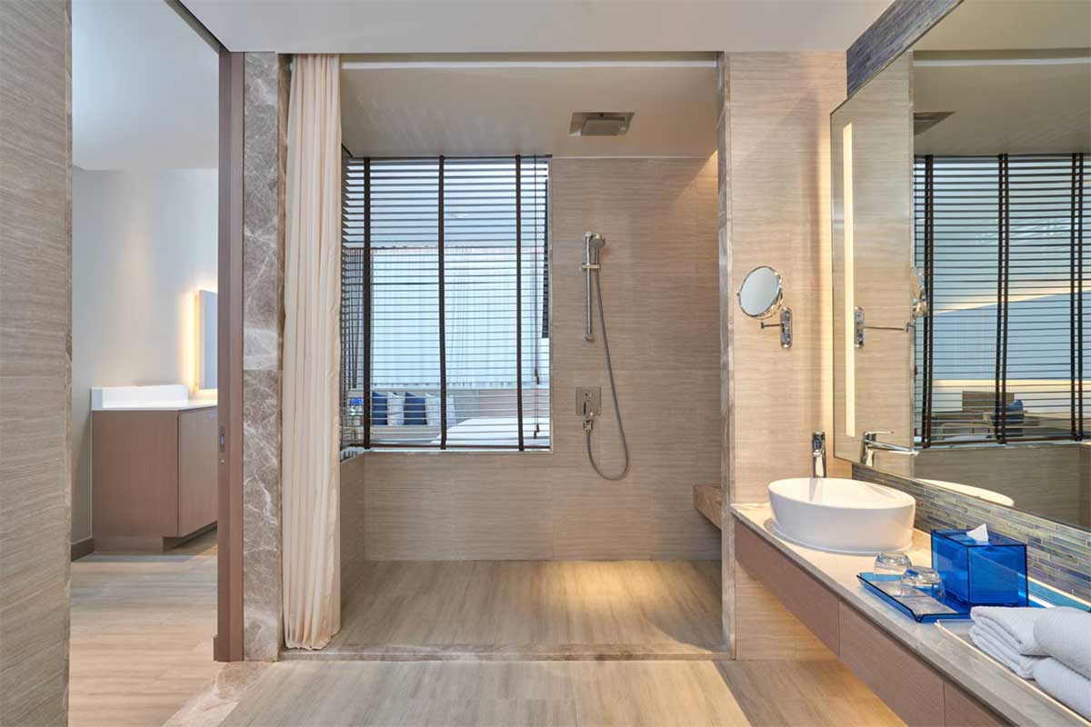 Renaissance Pattaya Resort and Spa (เรเนซองส์ พัทยา รีสอร์ท แอนด์ สปา) ห้อง Guest Room 2 ท่าน พัทยา
