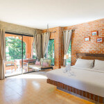 Royal Good View Resort and Farm (โรยัล กู๊ดวิว รีสอร์ท แอนด์ ฟาร์ม) ห้อง villa 1 Bed room 2 ท่าน , สวนผึ้ง