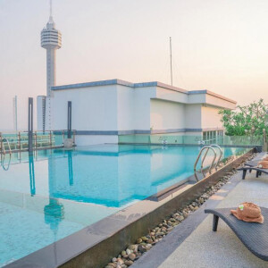 Royal Prince Resort Pattaya (รอยัล ปริ๊นซ์ รีสอร์ท พัทยา) ห้อง Deluxe Double or Twin 2 ท่าน, พัทยา