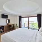 Samed Seaside Resort (เสม็ด ซีไซด์ รีสอร์ท) ห้อง เตียงใหญ่พร้อมวิวทะเล 2 ท่าน เกาะเสม็ด