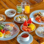 สีฟ้า รีสอร์ท (Sea Far Resort) ห้อง Beach front bungalow 2 ท่าน ,เกาะกูด
