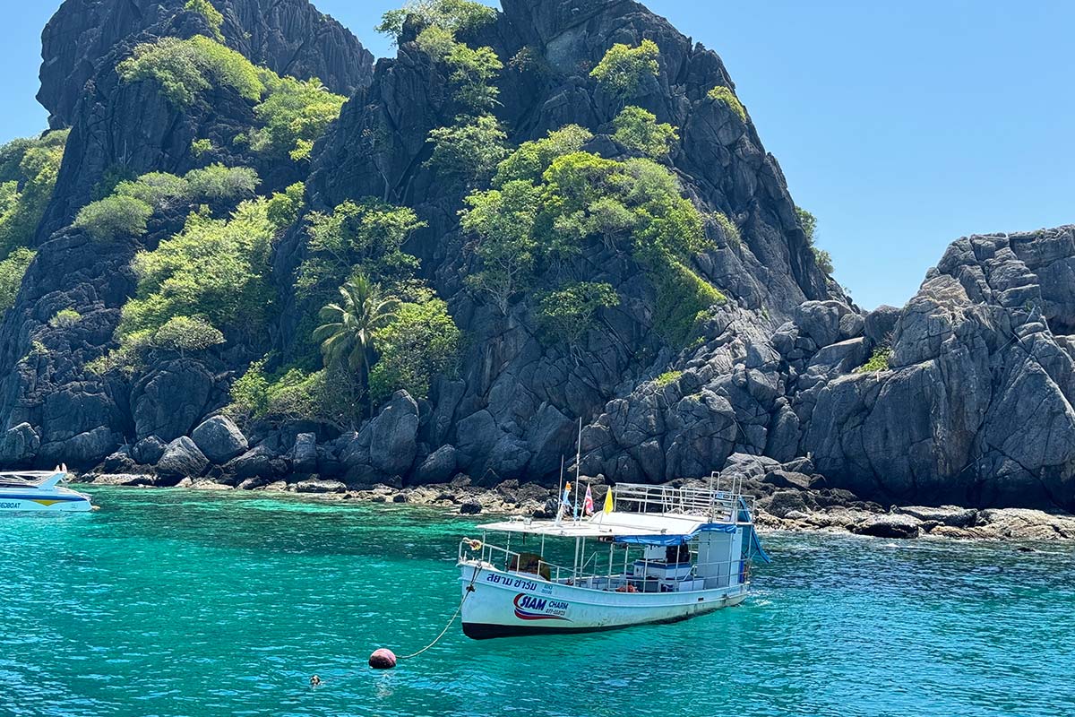 ทริปดำน้ำ(วันคู่) 4 เกาะ ในอุทยานแห่งชาติหมู่เกาะชุมพรกับ Siam Catamaran Tours,ชุมพร