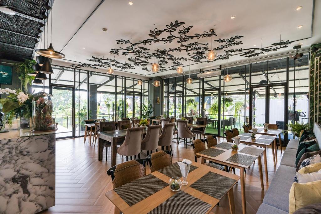 Siamese Hotel Pattaya, BW Signature Collection (ไซมีส โฮเทล พัทยา, บีดับเบิลยู ซิกเนเจอร์ คอลเลคชั่น) ห้อง SUPERIOR ROOM 2 ท่าน พัทยา