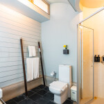 Springfield Village Golf & Spa (สปริงฟิลด์ วิลเลจ กอล์ฟ แอนด์ สปา) ห้อง Deluxe Jacuzzi Room  2 ท่าน, ชะอำ