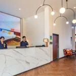 SureStay By Best Western Iconic Ari-Jatujak (ชัวร์สเตย์ บาย เบสท์ เวสเทิร์น ไอคอนิก อารีย์-จตุจักร) ห้อง Deluxe Room Poolside 2 ท่าน, กรุงเทพ