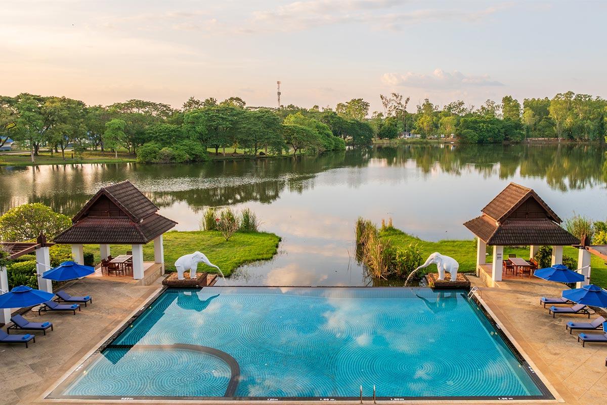 Tawa Ravadee Resort (ทวาราวดี รีสอร์ท ปราจีนบุรี) ห้อง Superior Room 2 ท่าน ปราจีนบุรี