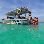 เรือสปีดโบ๊ทเหมาลำ : ดำน้ำเกาะทะลุ ส่วนตัว แบบ Full Trip , บางสะพานน้อย ประจวบคีรีขันธ์