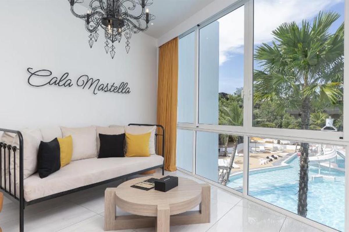 The Gems Mining Pool Villas Pattaya (เดอะ เจมส์ ไมนิ่ง พูลวิลล่า พัทยา) ห้อง Platinum One-bedroom Pool View 2 ท่าน พัทยา
