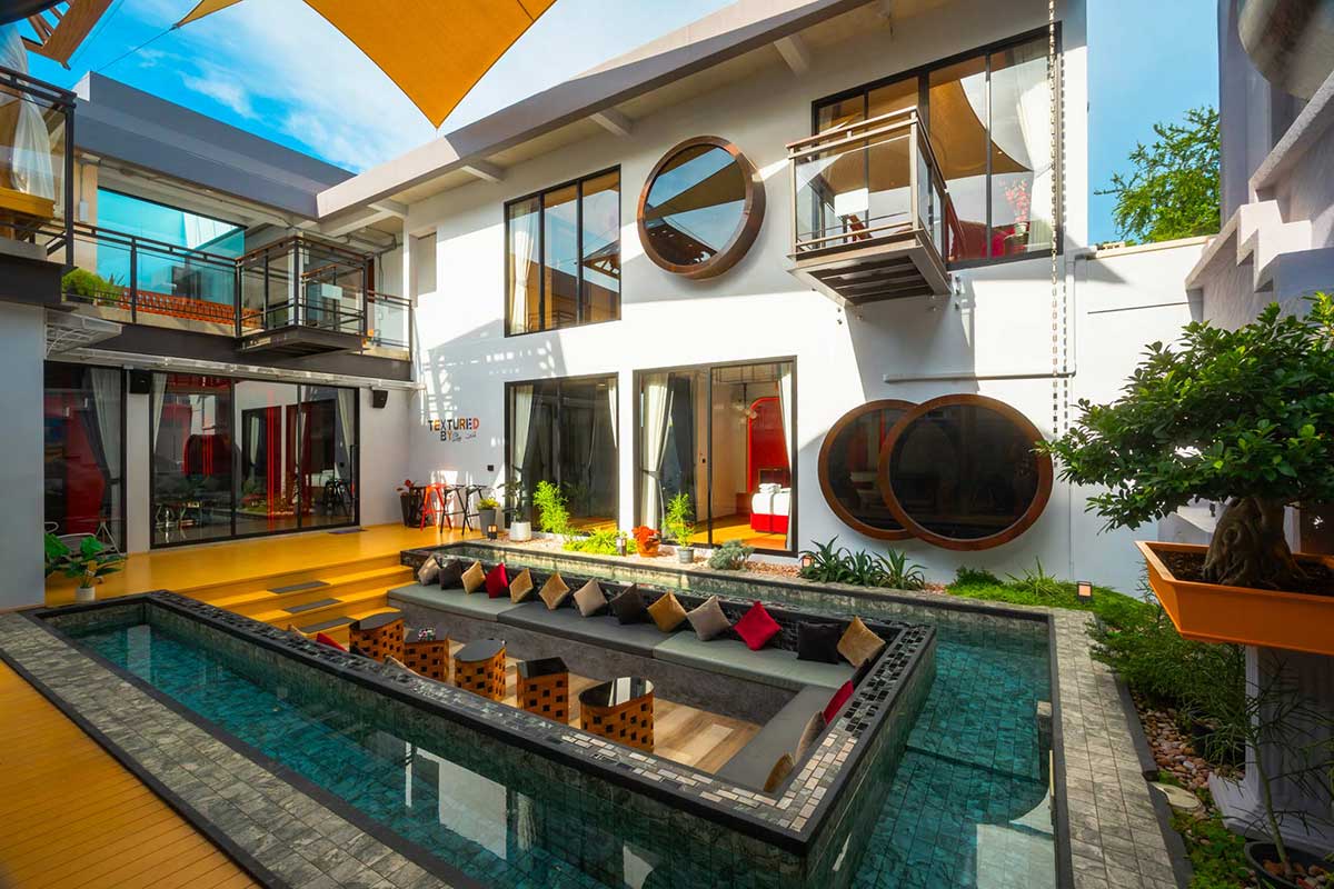 พูลวิลล่าพัทยา : The Hidden Gem Pool Villa Pattaya สำหรับ 14-20 ท่าน