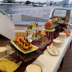 แพ็คเกจเหมาลำล่องเรือยอร์ชส่วนตัวล่องแม่น้ำเจ้าพระยา The Legacy Yacht : Canape Menu