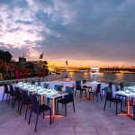 Valentine's : The Luxury White (ขึ้นท่าเรือไอคอนสยาม) : บุฟเฟ่ต์ดินเนอร์บนเรือหรูล่องแม่น้ำเจ้าพระยา