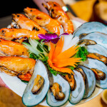 VELA Cruise : บุฟเฟ่ต์ดินเนอร์บนเรือหรูล่องแม่น้ำเจ้าพระยา