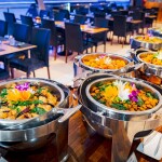 VELA Cruise : บุฟเฟ่ต์ดินเนอร์บนเรือหรูล่องแม่น้ำเจ้าพระยา