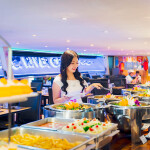 VELA Cruise : บุฟเฟ่ต์ดินเนอร์บนเรือหรูล่องแม่น้ำเจ้าพระยา