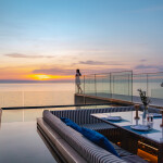 Veranda Resort Pattaya Na Jomtien - MGallery (วีรันดา รีสอร์ท พัทยา นาจอมเทียน - เอ็มแกลเลอรี่) ห้อง Seascape Deluxe 2 ท่าน,พัทยา