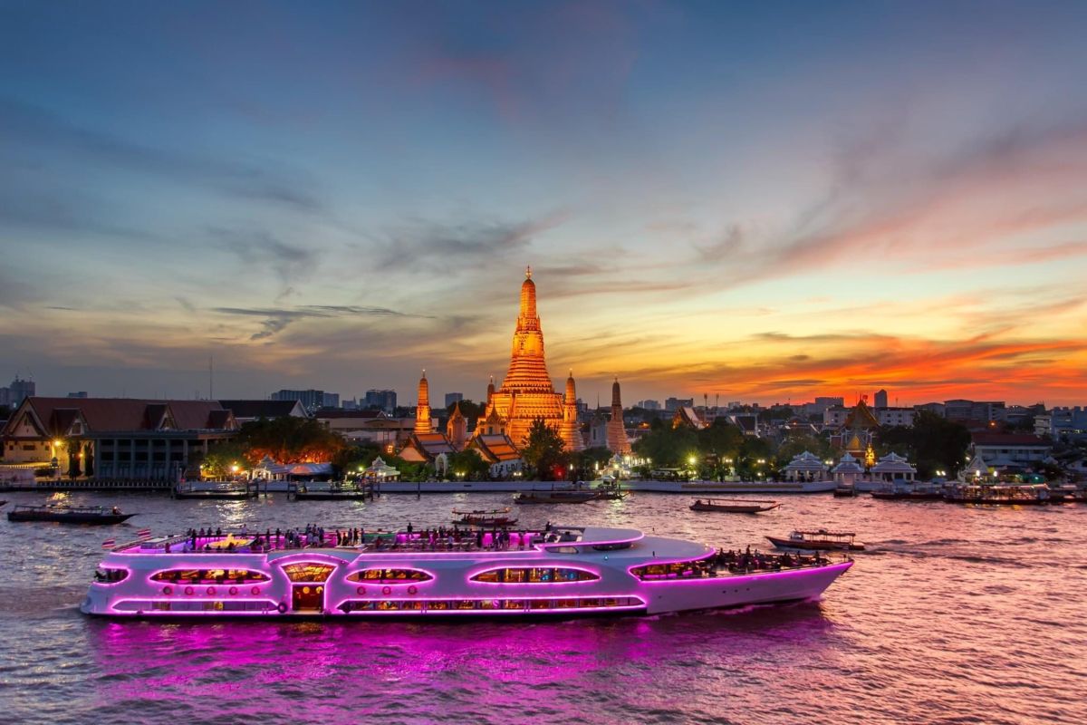 Wonderful Pearl Cruise : บุฟเฟ่ต์ดินเนอร์บนเรือหรูล่องแม่น้ำเจ้าพระยา [ริเวอร์ซิตี้]