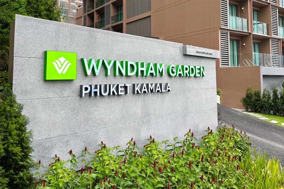แพ็คเกจภูเก็ต 3 วัน 2 คืน พักที่ Wyndham Garden Phuket Kamala Phuket + เดย์ทริปพีพี + อ่าวมาหยา + เกาะไข่ + ปิเละ หรือ ล่องเรือ เกาะเฮ + รถเช่า 48 ชม.